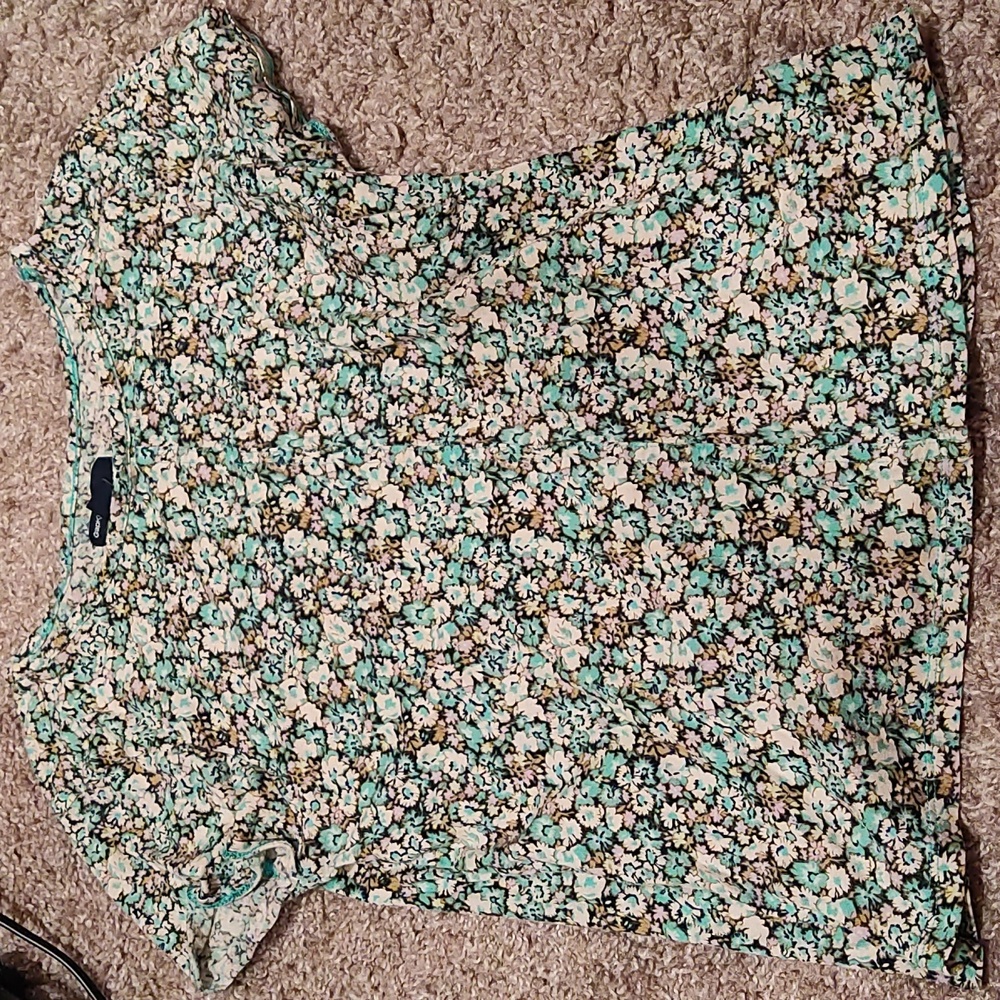GapKids Floral Print Short Sleeve Top – Size XL (12)